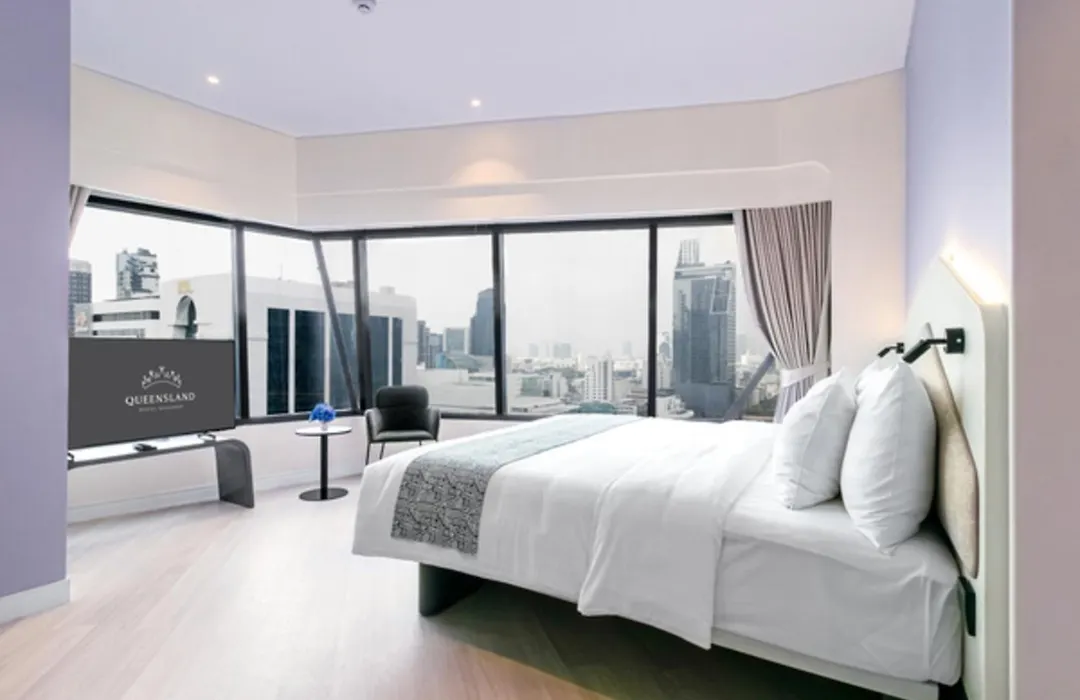 Queensland Hotel Bangkok-1